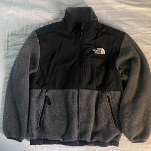 The North Face Boys Black and Gray Fleece Jacket M